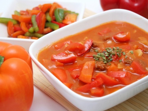 Папрікаш овочевий по угорськи на зиму – як приготувати папарікаш з солодкого перцю в домашніх умовах.