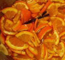 Швидке апельсинове варення часточками – легкий рецепт варення з апельсинових часточок.