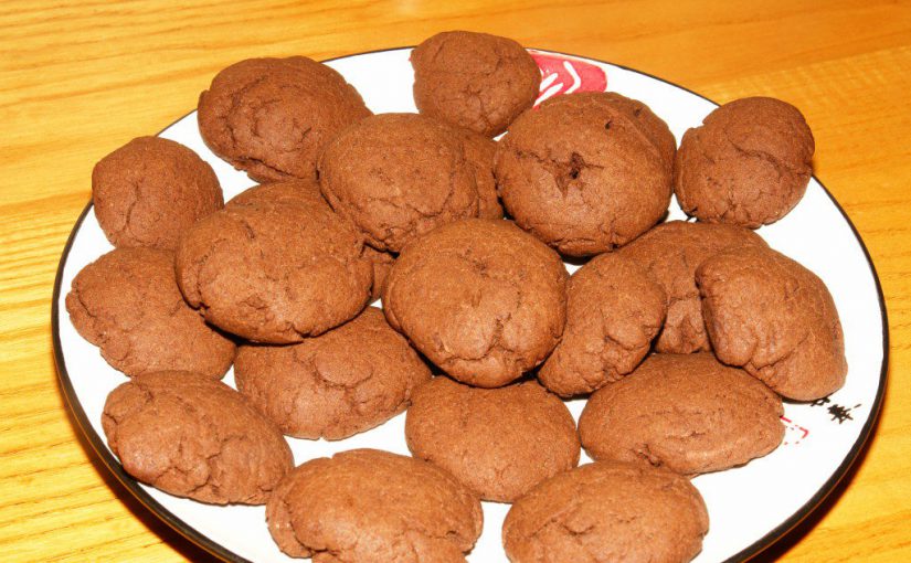 Смачне домашнє шоколадне печиво на швидку руку