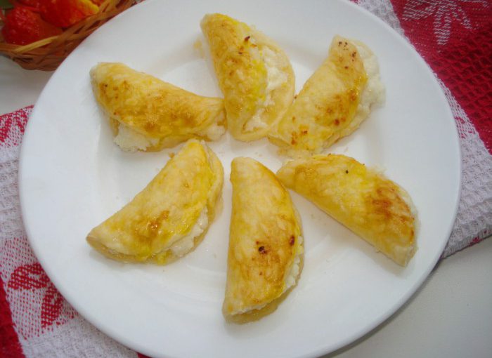 Смачні сирні сочники з листкового тіста