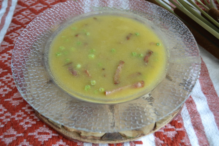 Овочевий суп-пюре з копченостями та ковбасою