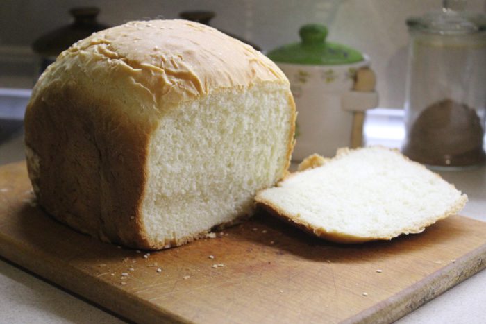 Здобний молочний хліб в хлібопічці