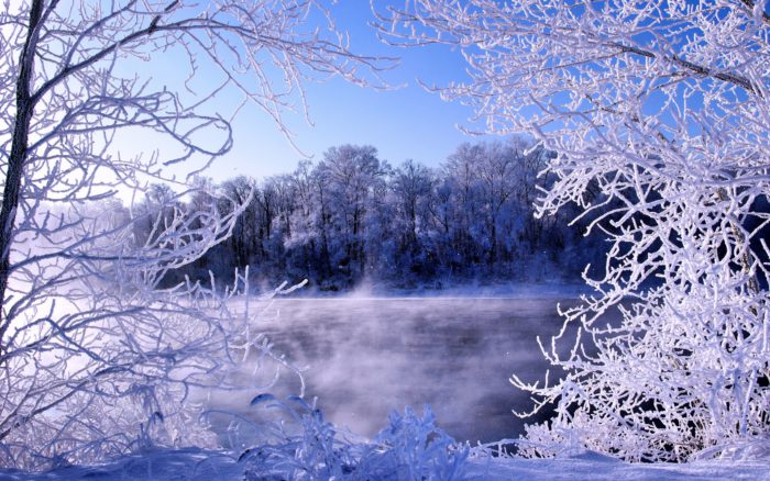 Новорічні заставки на робочий стіл і телефон - красиві зимові фотографії природи і нові новорічні картинки