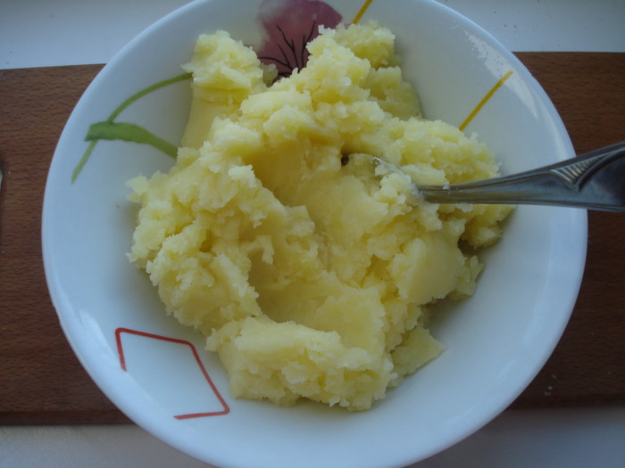 Смачна начинка для вареників з картоплею