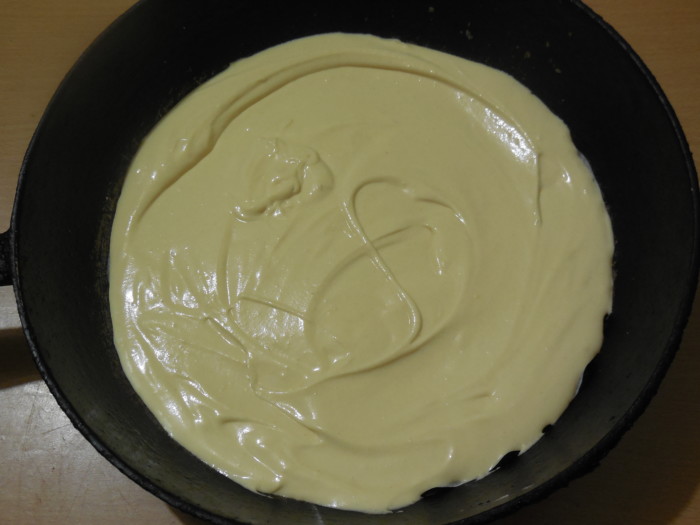 Торт «Пташине молоко» з лимонно-манним кремом.