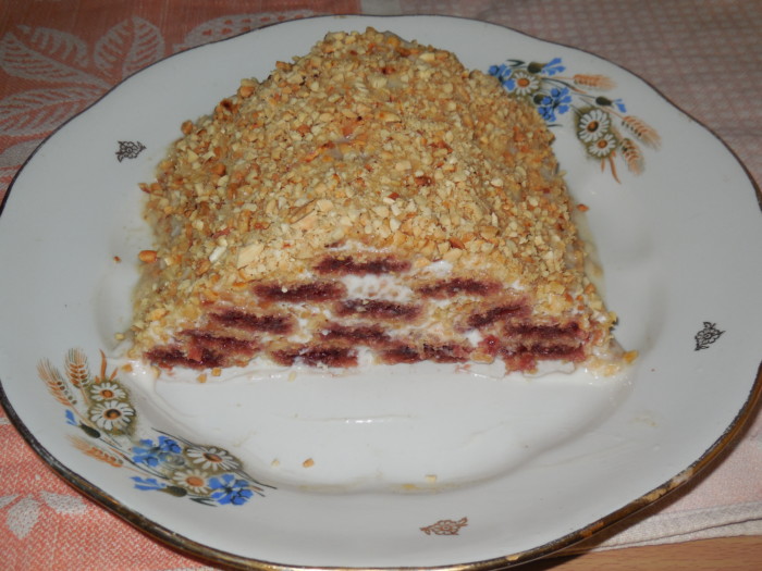 Торт Монастирська хата зі сметанним кремом без випічки