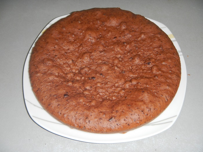Вологий шоколадний пиріг в мультиварці