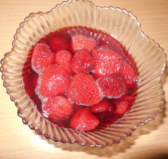 Варення з полуниці з цілими ягодами