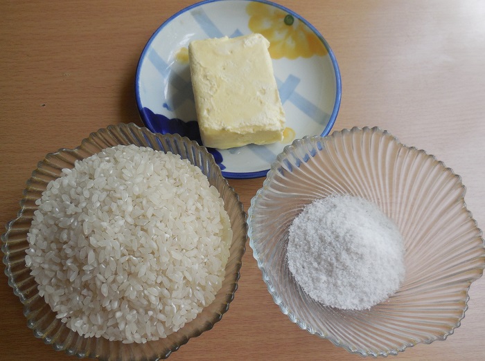 Як зварити рисову кашу на воді на гарнір