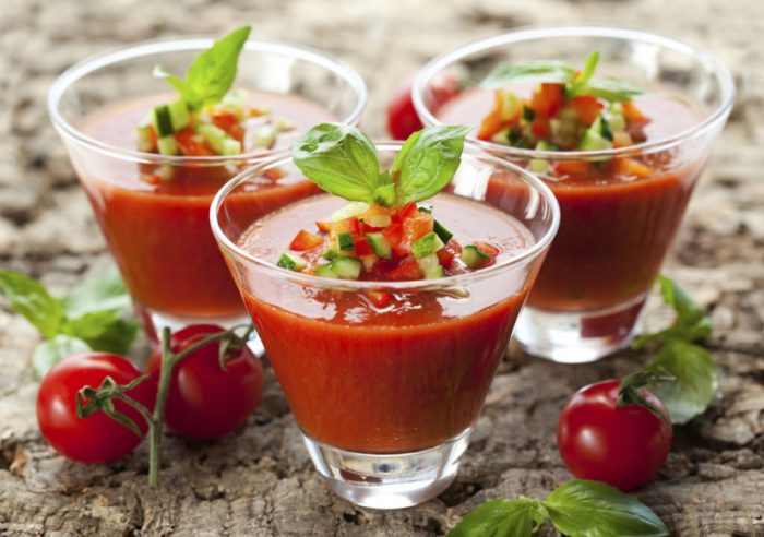 Томатний суп Гаспачо - холодний іспанський суп з томатів