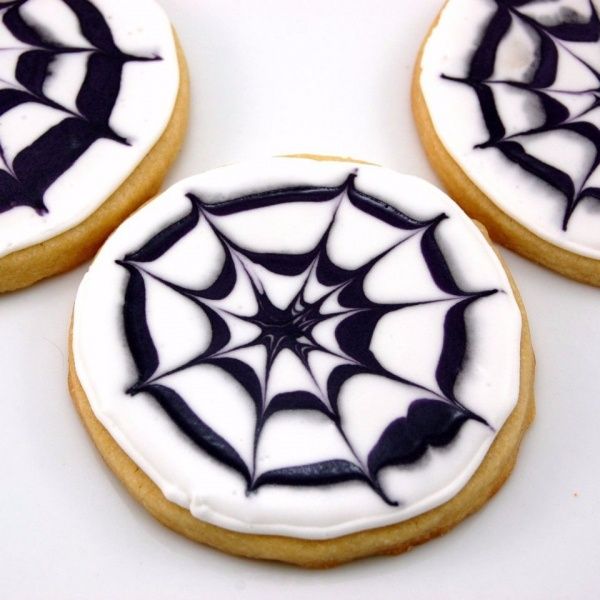 Печиво Павутинка або Лігво павука - смачна страшна випічка на Хелловін