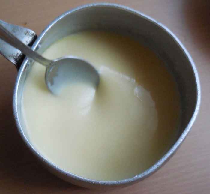 Масляний крем зі згущеним молоком для "Мурашника"