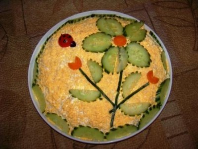 kak-ukrasit-salat-mimoza4