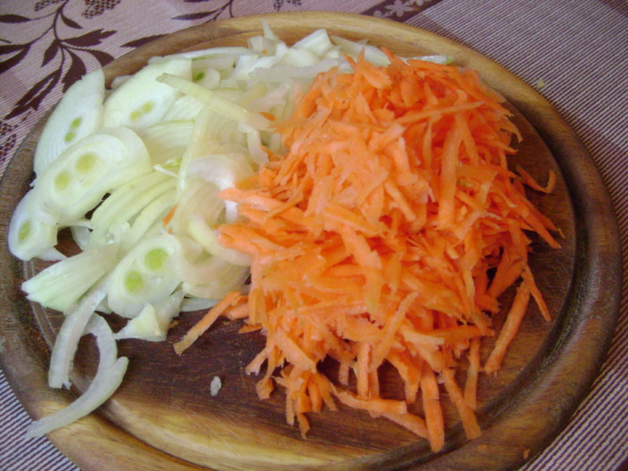 Листковий салат з сардинами