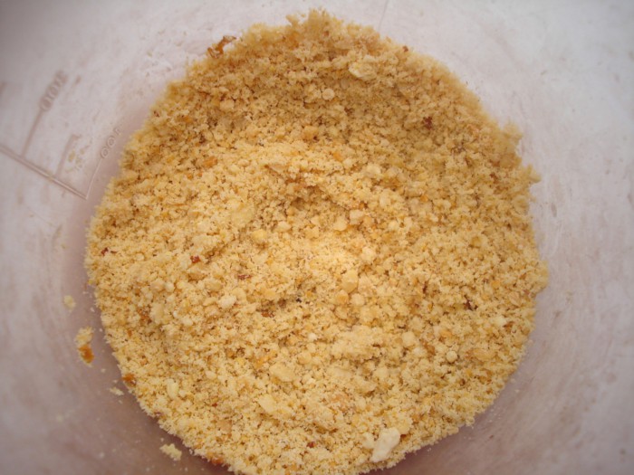 Смачна і корисна арахісова паста з медом