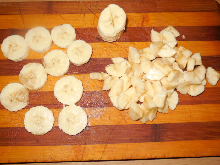 Бананові оладки на сметані