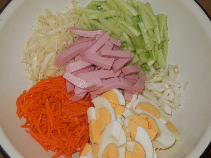 Смачний салат з корейською морквою